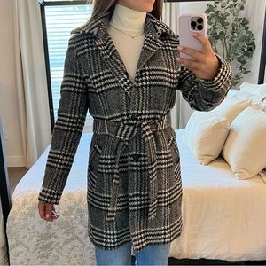 Calvin Klein Houndstooth Belted Coat